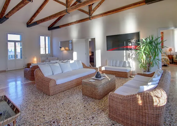 Patrizio Panoramic View البندقية